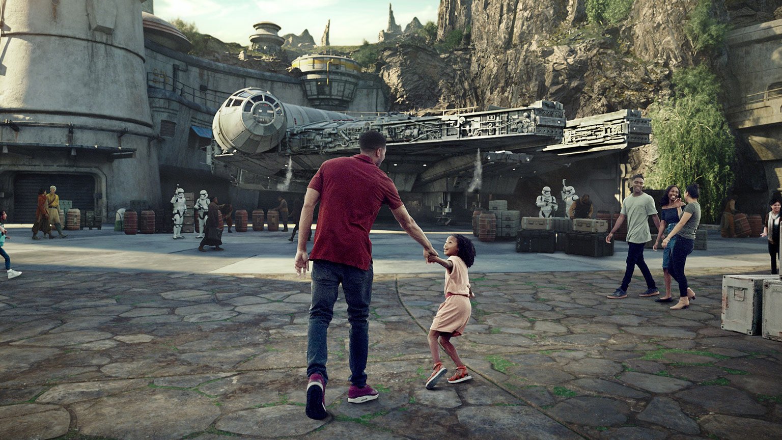 Opening Dates for “Star Wars: Galaxy’s Edge” Areas at Disneyland and Disney World Revealed